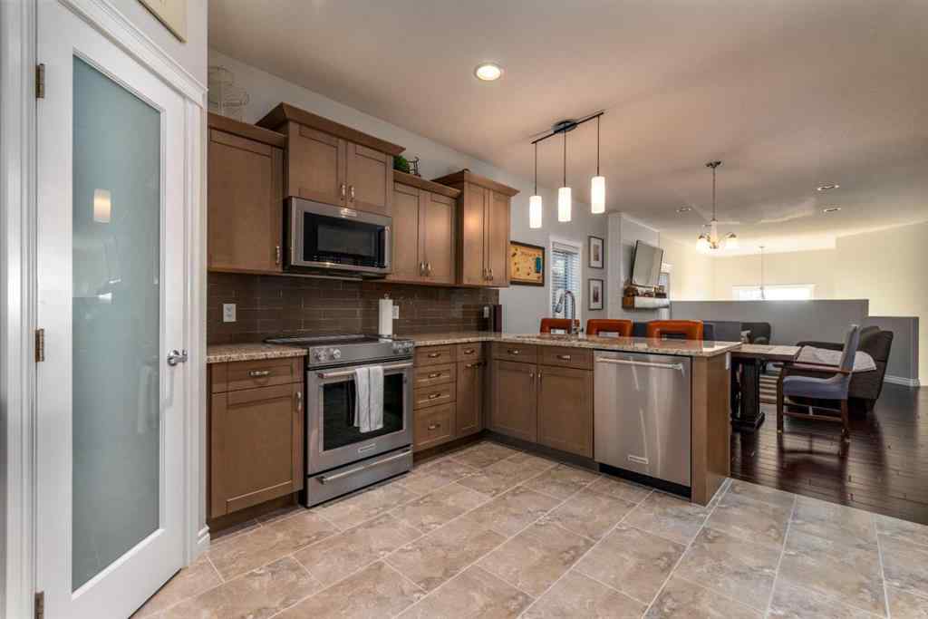 MLS® A2258602 - 2004 61 Avenue  in Lakeside Lloydminster, Residential