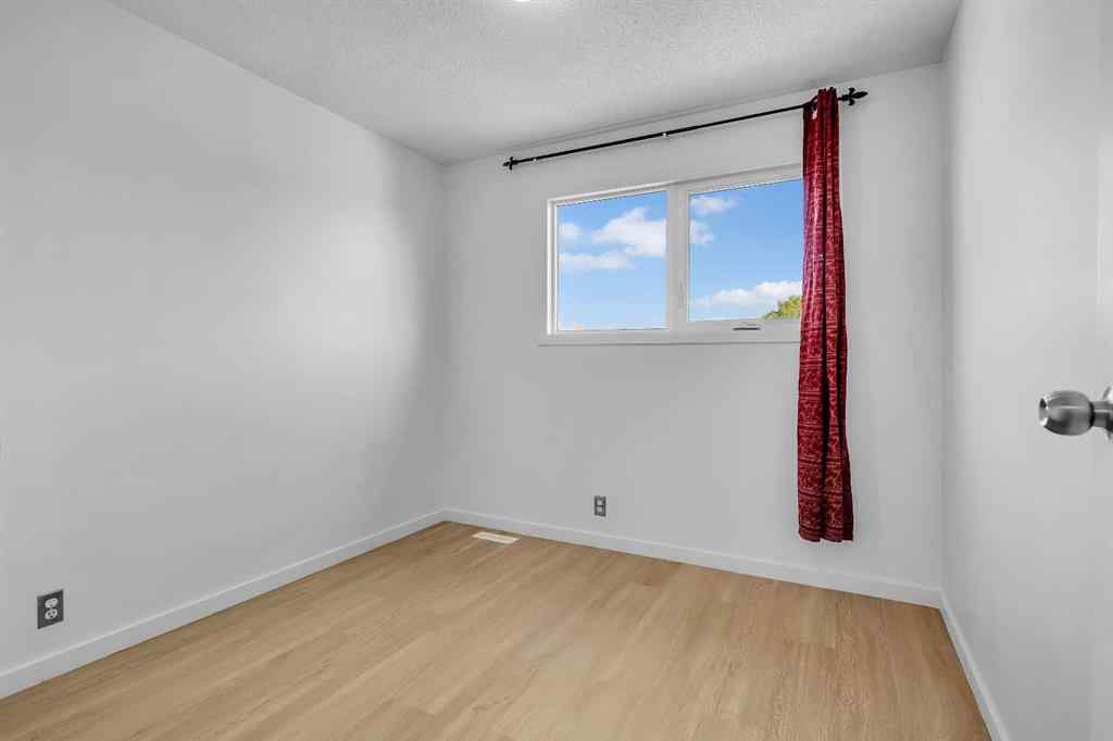 MLS® A2258604 - 20 Whitmire Road NE in Whitehorn Calgary, Residential
