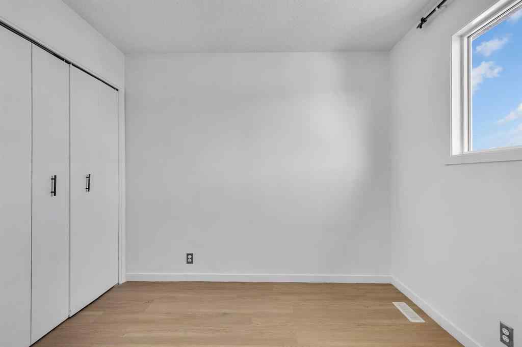 MLS® A2258604 - 20 Whitmire Road NE in Whitehorn Calgary, Residential