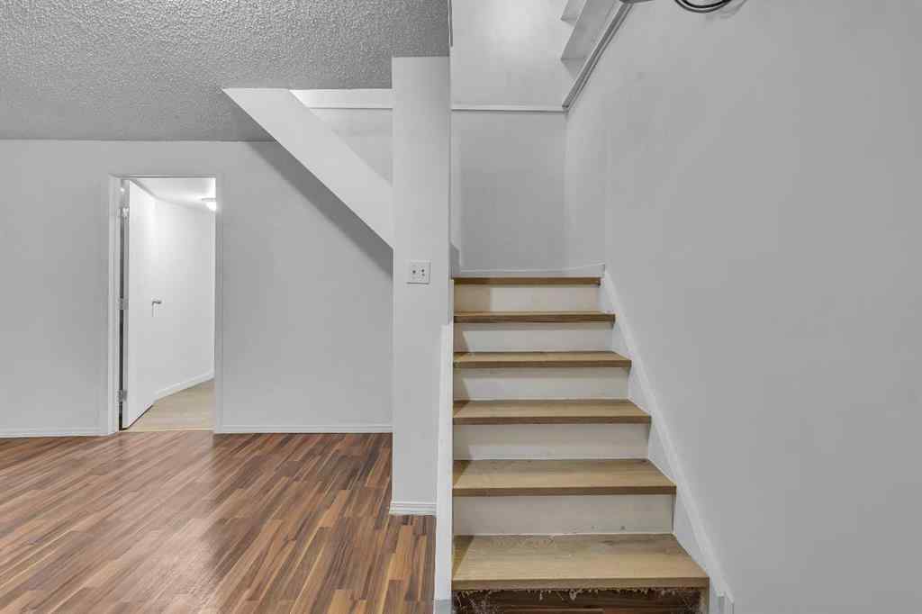 MLS® A2258604 - 20 Whitmire Road NE in Whitehorn Calgary, Residential