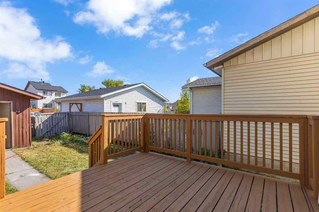MLS® A2258604 - 20 Whitmire Road NE in Whitehorn Calgary, Residential