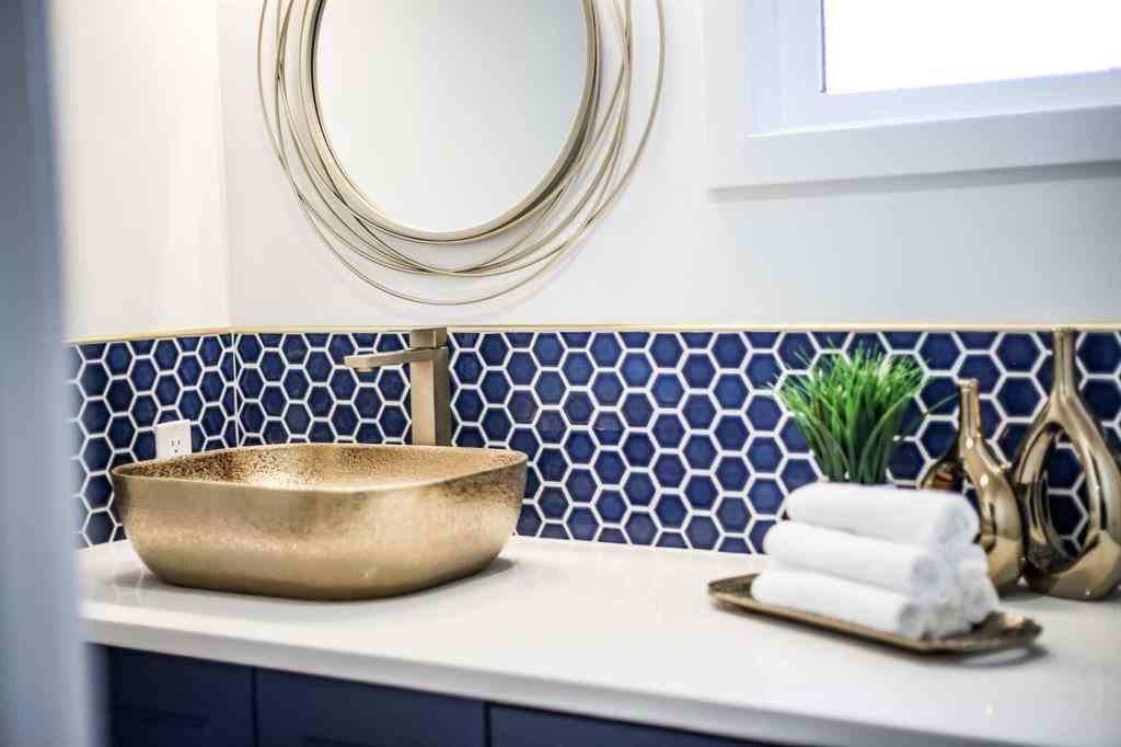 MLS® A2258612 - 10 Sunset Crescent  in NONE Rural Lethbridge County, Residential