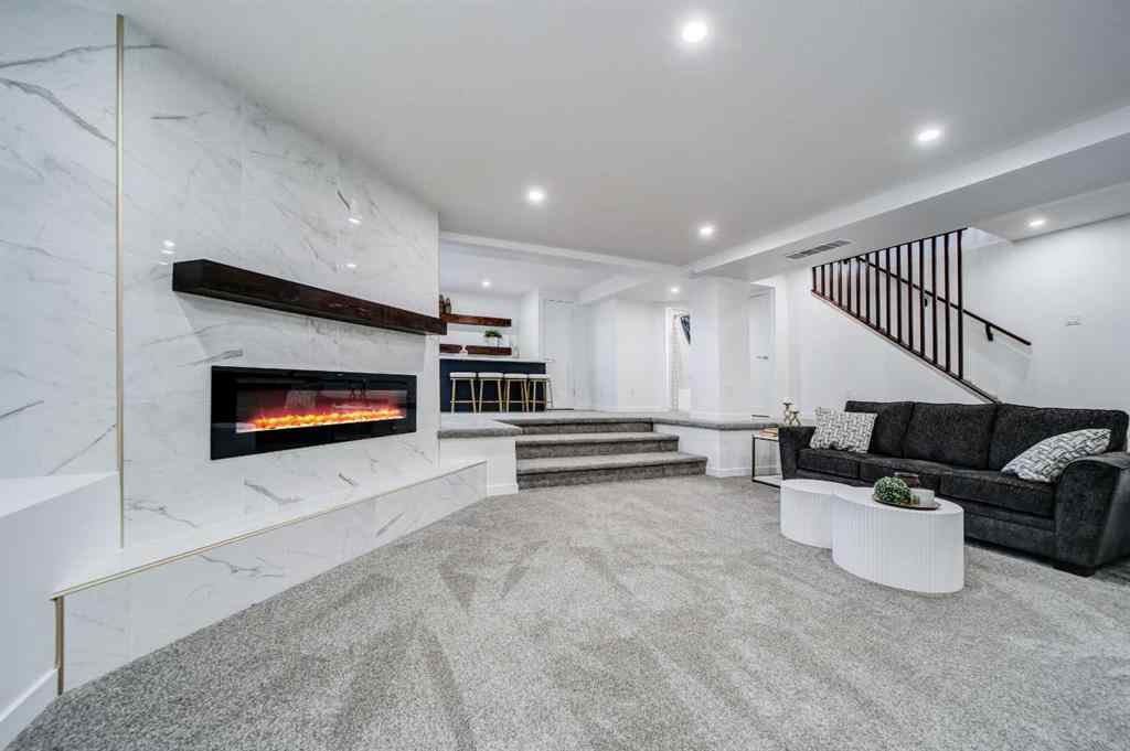 MLS® A2258612 - 10 Sunset Crescent  in NONE Rural Lethbridge County, Residential