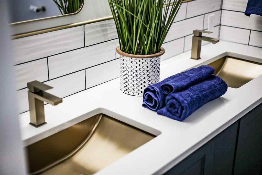 MLS® A2258612 - 10 Sunset Crescent  in NONE Rural Lethbridge County, Residential