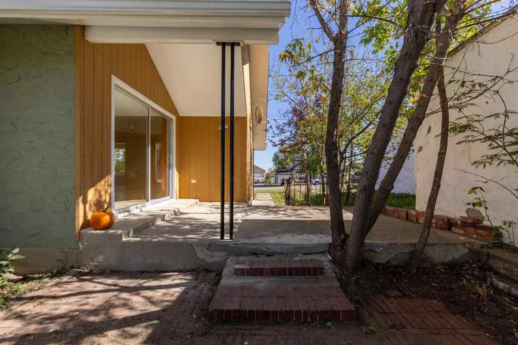 MLS® A2258613 - 257 2 Street W in NONE Cardston, Residential