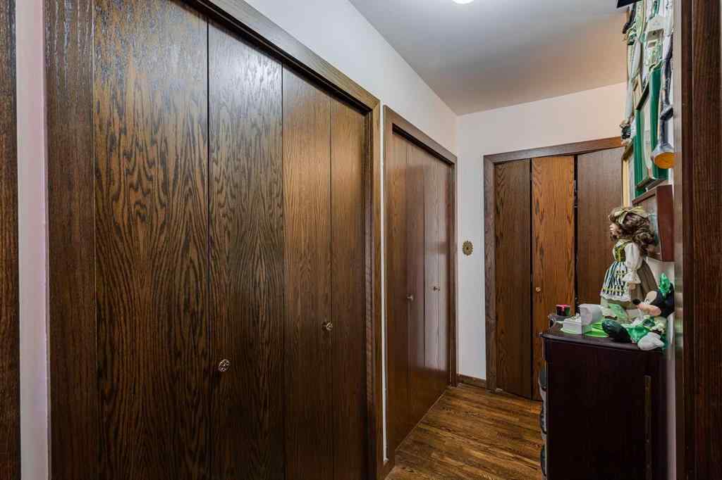 MLS® A2258614 - 840 19 Avenue NW in Mount Pleasant Calgary, Residential