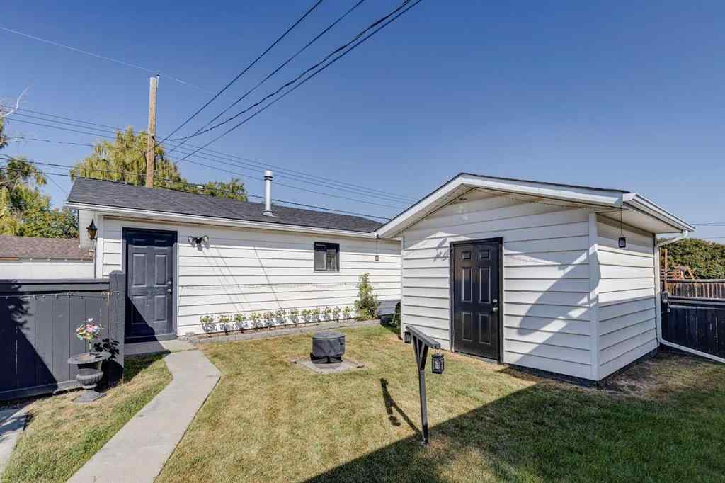 MLS® A2258614 - 840 19 Avenue NW in Mount Pleasant Calgary, Residential