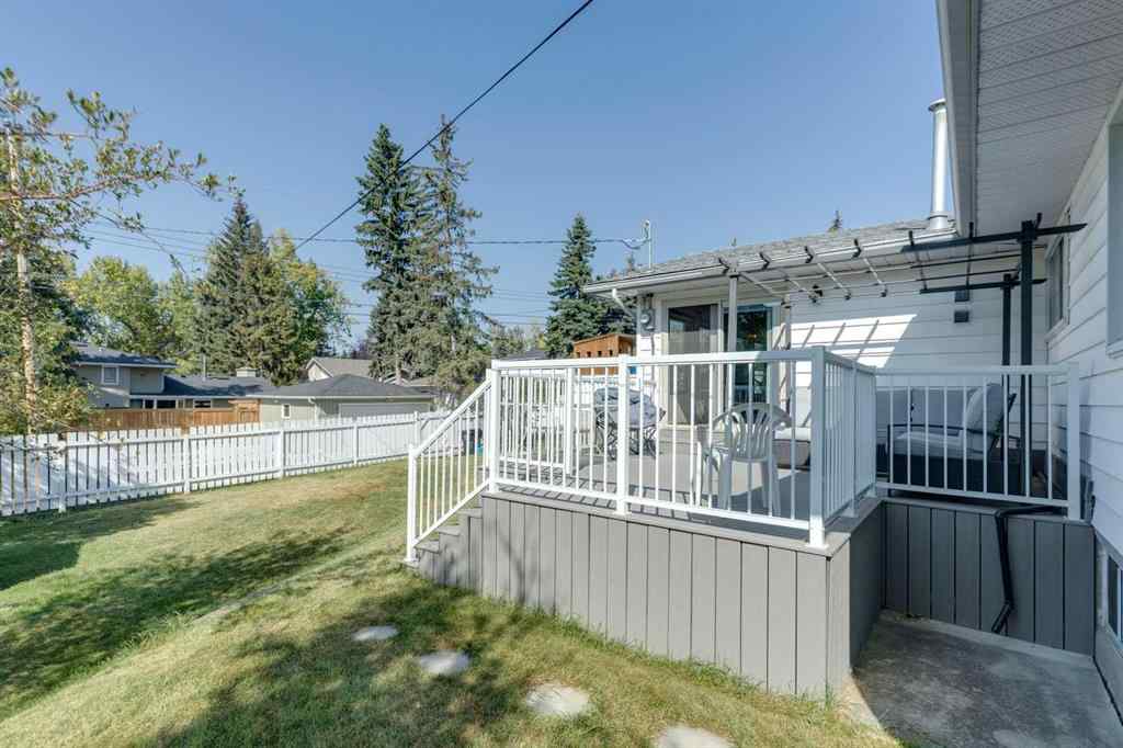 MLS® A2258615 - 4735 Chapel Road NW in Charleswood Calgary, Residential