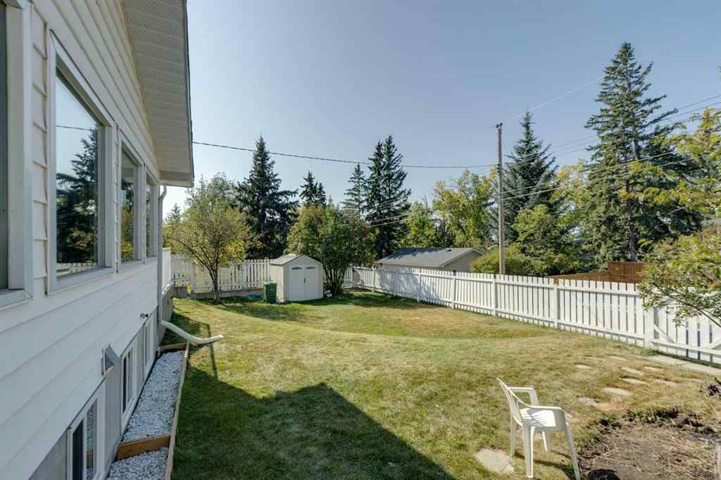 MLS® A2258615 - 4735 Chapel Road NW in Charleswood Calgary, Residential