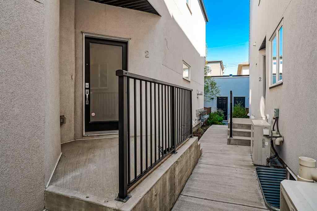 MLS® A2258616 - Unit #2 136 22 Avenue NE in Tuxedo Park Calgary, Residential