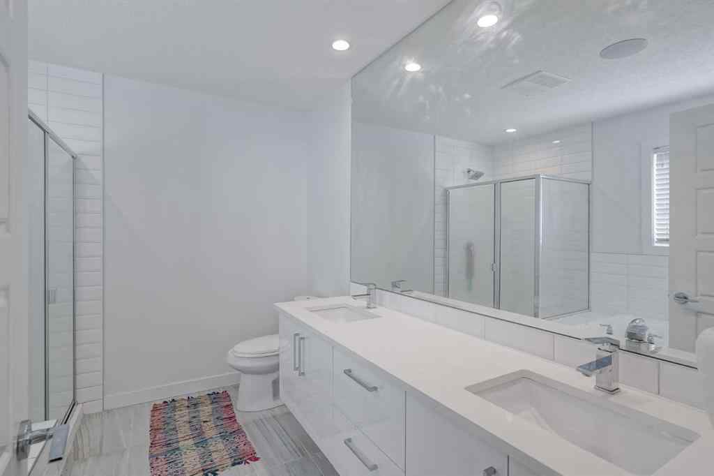 MLS® A2258616 - Unit #2 136 22 Avenue NE in Tuxedo Park Calgary, Residential