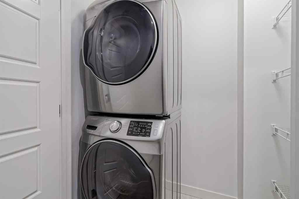 MLS® A2258616 - Unit #2 136 22 Avenue NE in Tuxedo Park Calgary, Residential