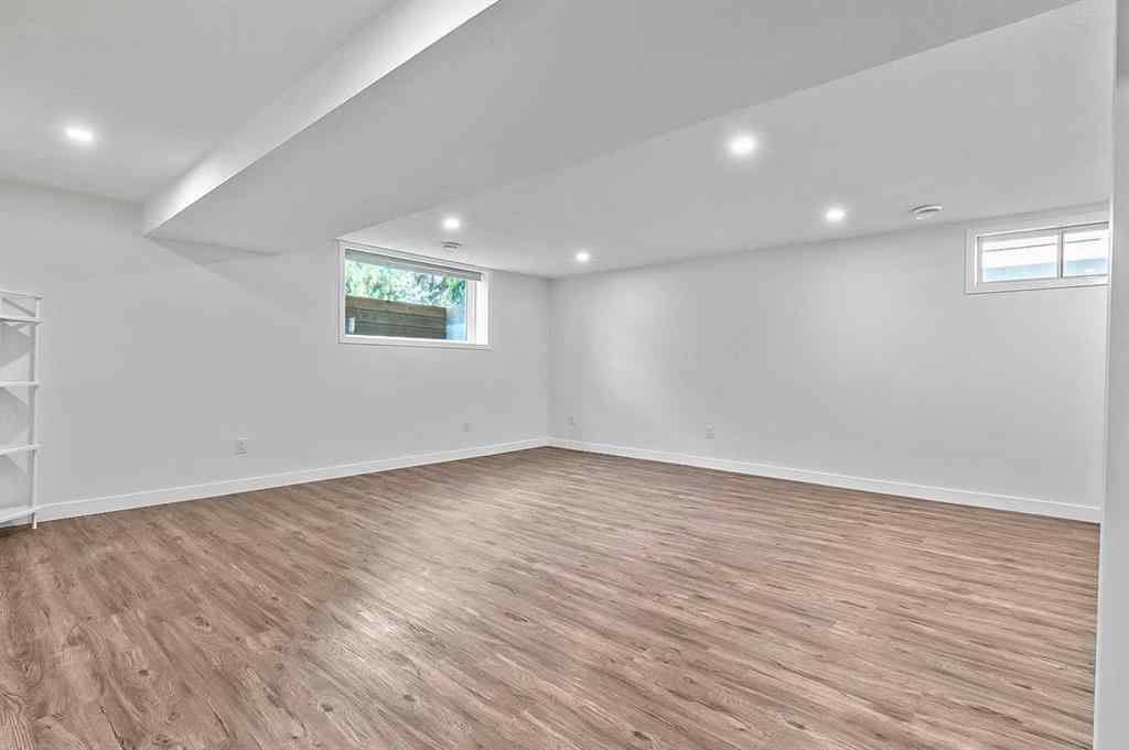 MLS® A2258617 - 8232 10 Street SW in Chinook Park Calgary, Residential