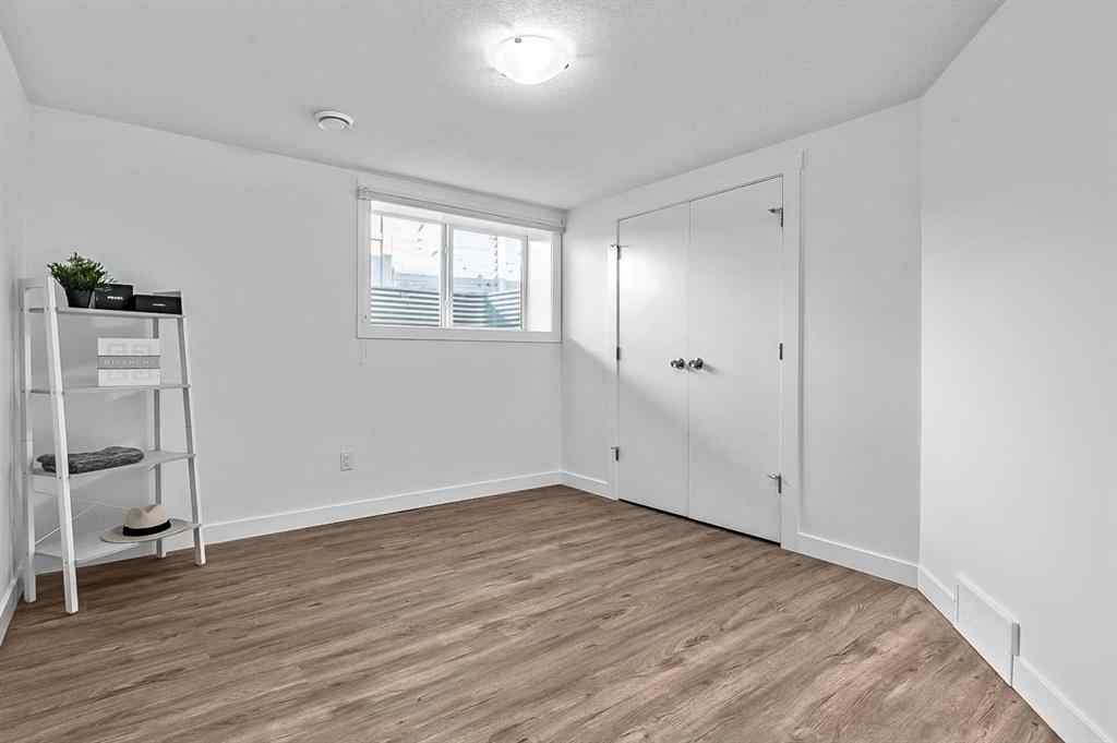 MLS® A2258617 - 8232 10 Street SW in Chinook Park Calgary, Residential