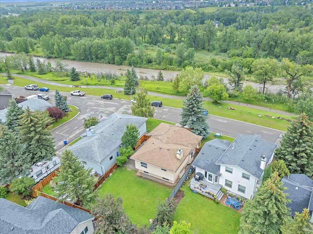 MLS® A2258634 - 28 Hunters Crescent  in Hunters Glen Okotoks, Residential