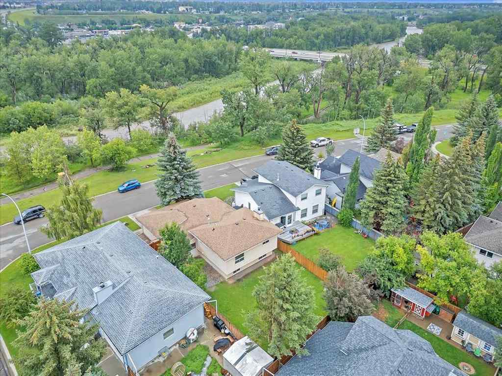 MLS® A2258634 - 28 Hunters Crescent  in Hunters Glen Okotoks, Residential
