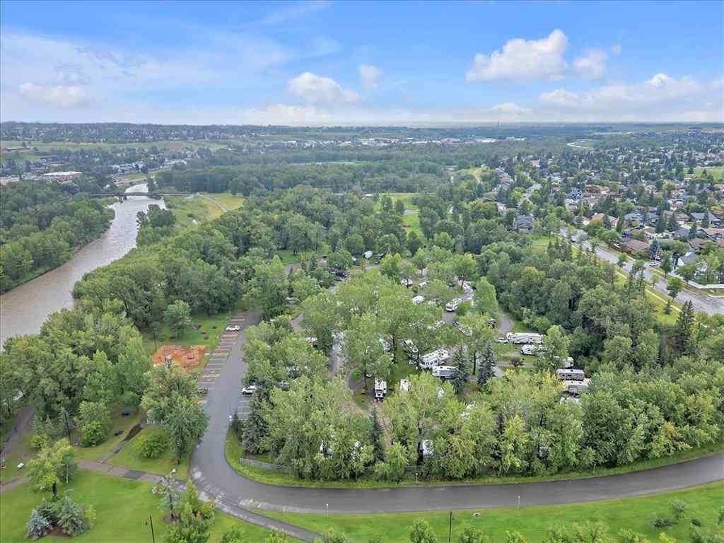 MLS® A2258634 - 28 Hunters Crescent  in Hunters Glen Okotoks, Residential