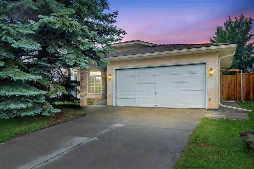 MLS® A2258634 - 28 Hunters Crescent  in Hunters Glen Okotoks, Residential