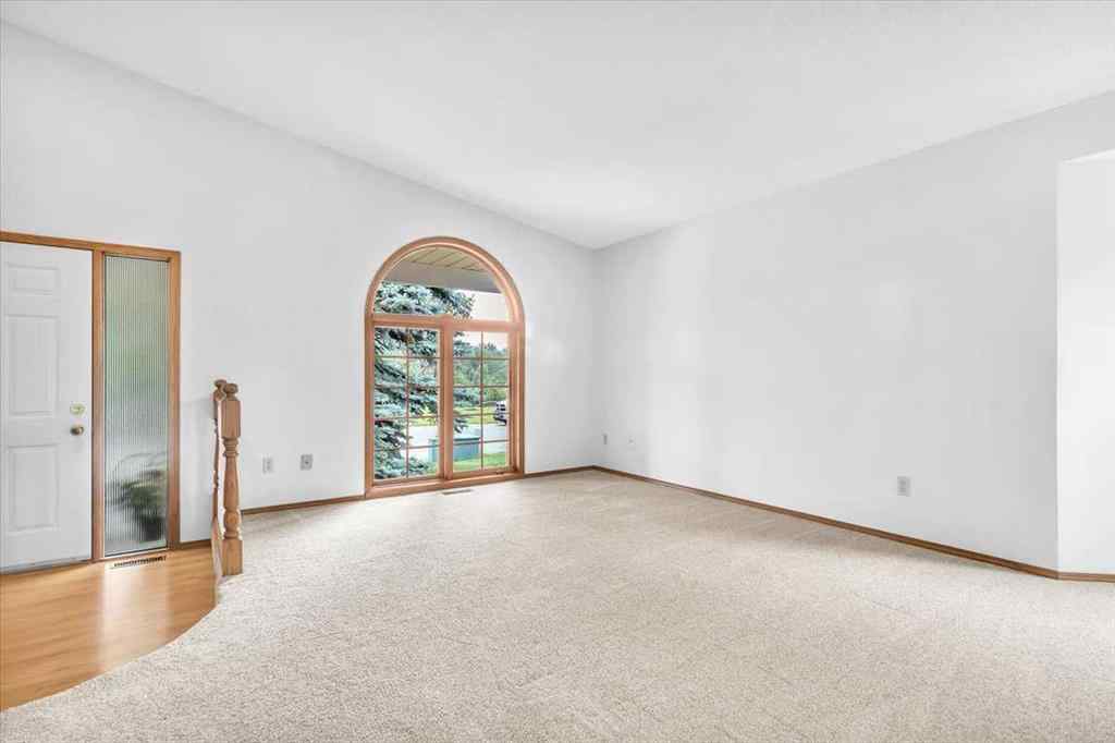 MLS® A2258634 - 28 Hunters Crescent  in Hunters Glen Okotoks, Residential