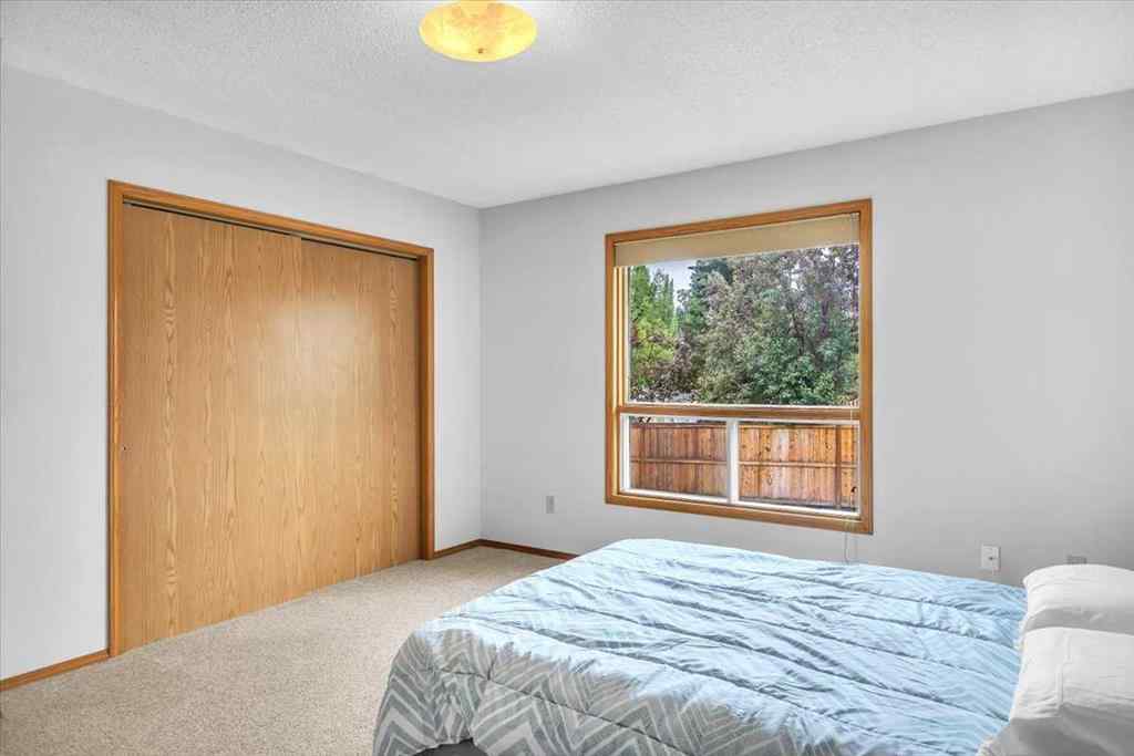 MLS® A2258634 - 28 Hunters Crescent  in Hunters Glen Okotoks, Residential