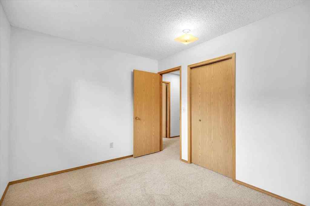 MLS® A2258634 - 28 Hunters Crescent  in Hunters Glen Okotoks, Residential