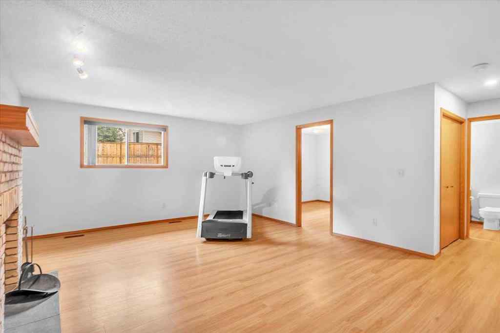 MLS® A2258634 - 28 Hunters Crescent  in Hunters Glen Okotoks, Residential