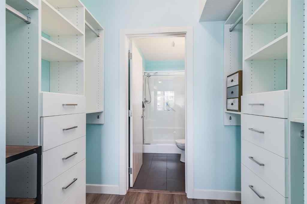 MLS® A2258635 - Unit #2225 604 East Lake Boulevard NE in East Lake Industrial Airdrie, Residential
