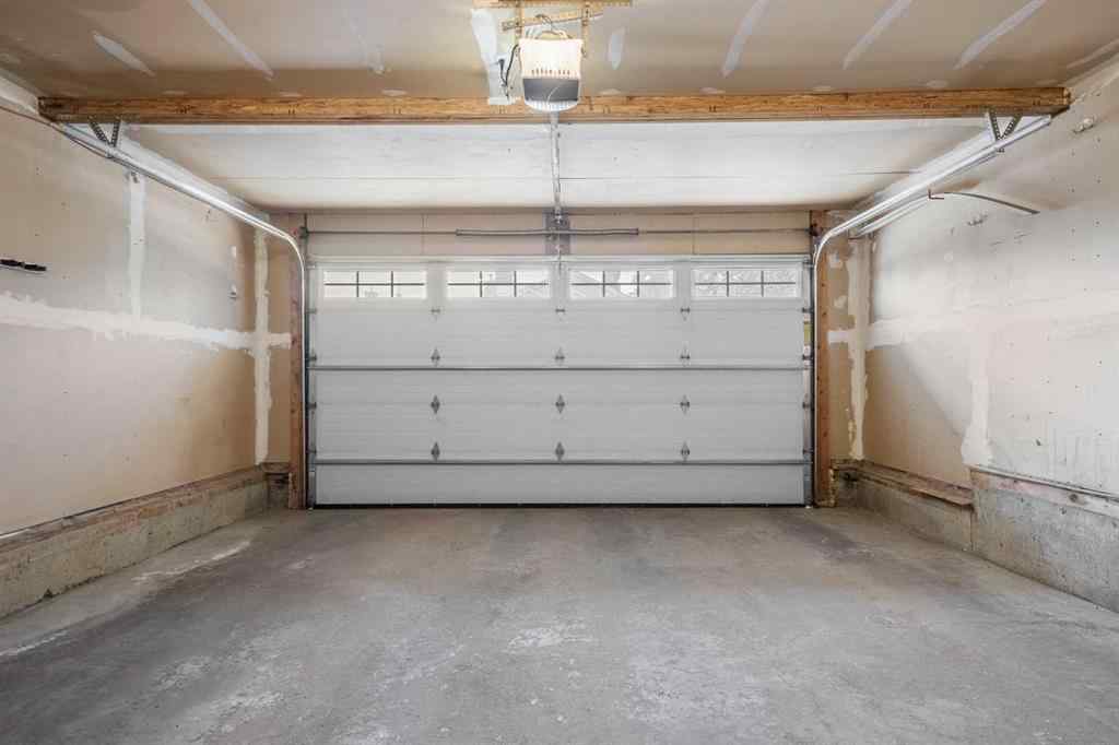 MLS® A2258636 - 7826 Springbank Way SW in Springbank Hill Calgary, Residential