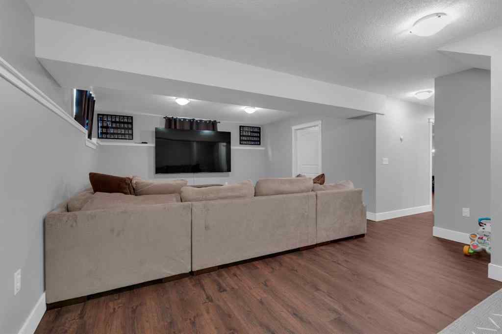 MLS® A2258643 - 212 3 Street N in NONE Vulcan, Residential