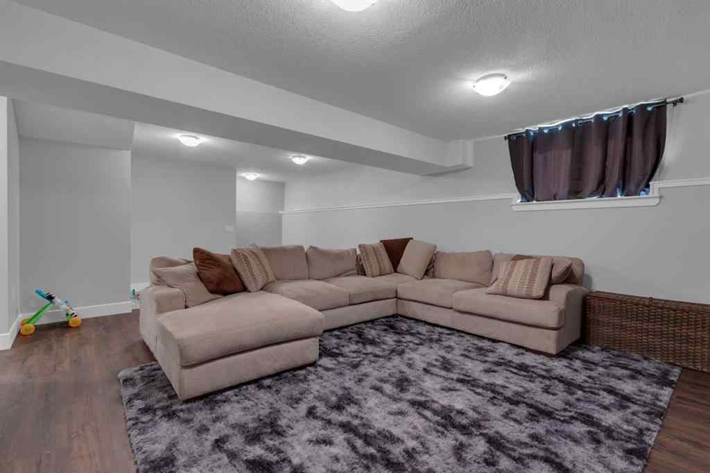 MLS® A2258643 - 212 3 Street N in NONE Vulcan, Residential