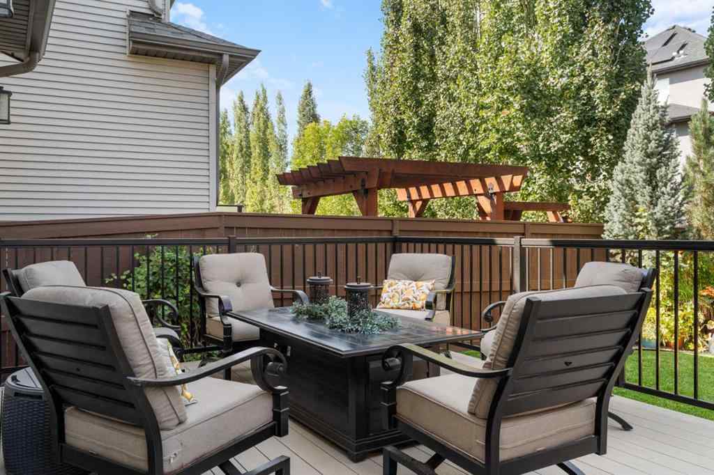 MLS® A2258645 - 40 Cranarch Crescent SE in Cranston Calgary, Residential