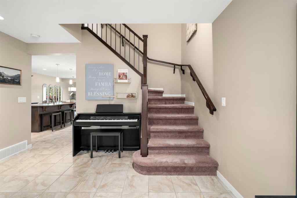 MLS® A2258645 - 40 Cranarch Crescent SE in Cranston Calgary, Residential