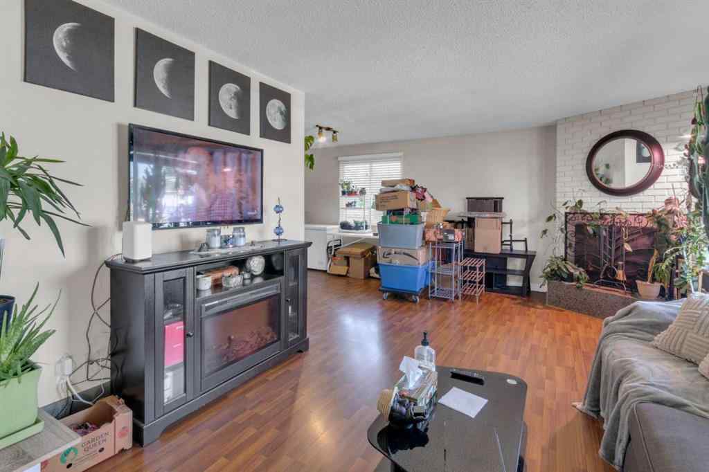 MLS® A2258658 - 4707 Mardale Road NE in Marlborough Calgary, Residential