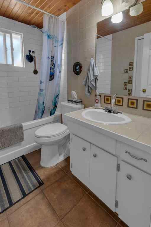 MLS® A2258658 - 4707 Mardale Road NE in Marlborough Calgary, Residential