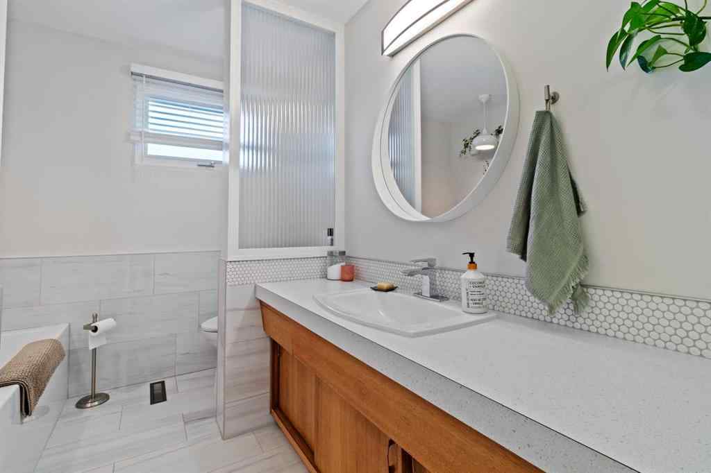 MLS® A2258663 - 3314 43 Avenue  in Mountview Red Deer, Residential
