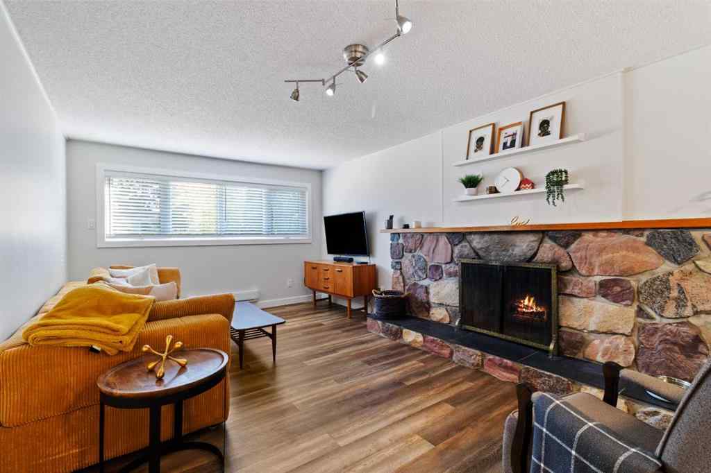 MLS® A2258663 - 3314 43 Avenue  in Mountview Red Deer, Residential