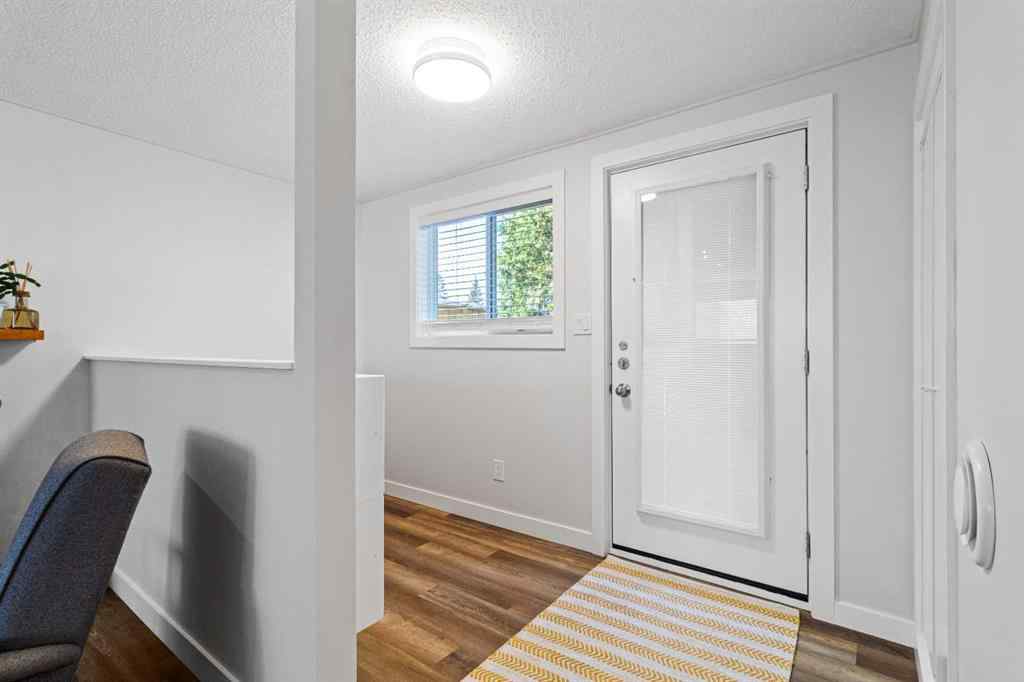 MLS® A2258663 - 3314 43 Avenue  in Mountview Red Deer, Residential