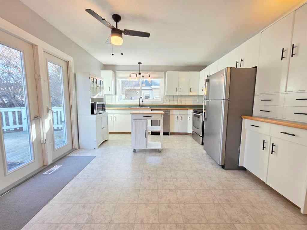 MLS® A2258666 - 405 8 Street NE in NONE Slave Lake, Residential