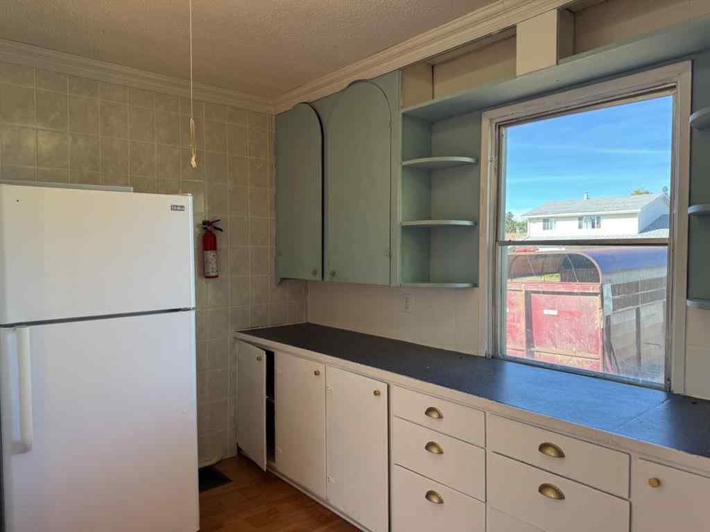 MLS® A2258668 - 10405 115 Street  in NONE Fairview, Residential