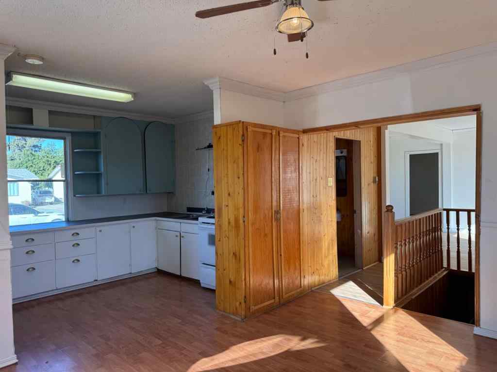 MLS® A2258668 - 10405 115 Street  in NONE Fairview, Residential