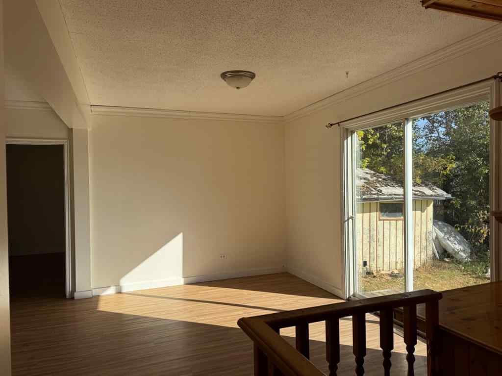 MLS® A2258668 - 10405 115 Street  in NONE Fairview, Residential