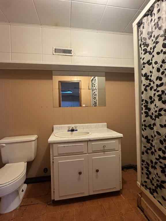 MLS® A2258668 - 10405 115 Street  in NONE Fairview, Residential