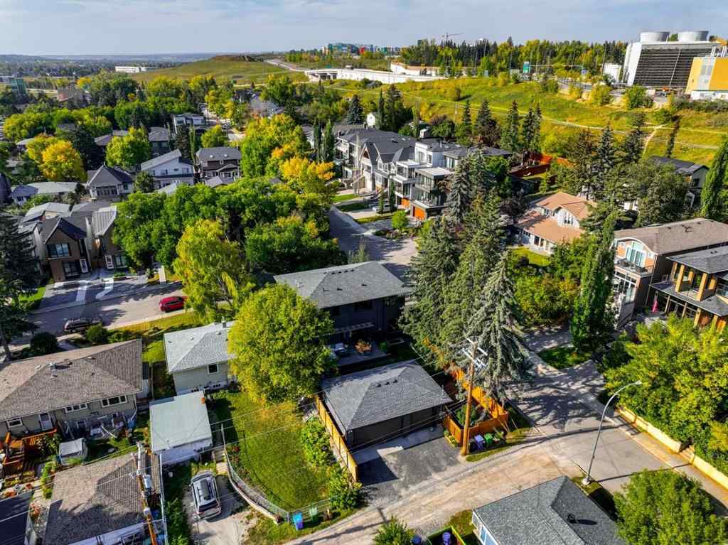 MLS® A2258675 - 924 36 Street NW in Parkdale Calgary, Residential