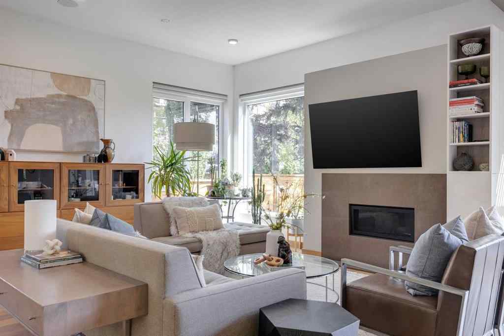 MLS® A2258675 - 924 36 Street NW in Parkdale Calgary, Residential