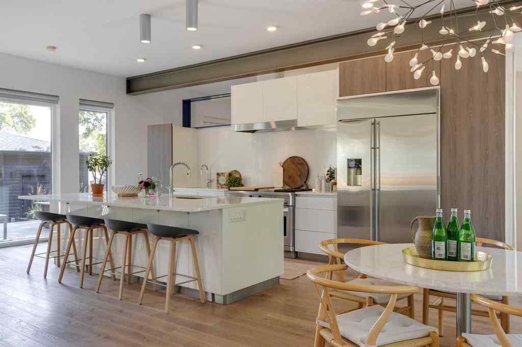 MLS® A2258675 - 924 36 Street NW in Parkdale Calgary, Residential