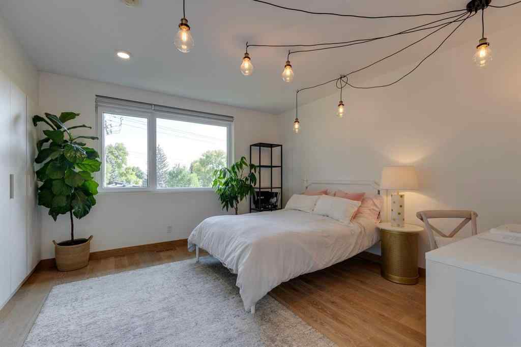 MLS® A2258675 - 924 36 Street NW in Parkdale Calgary, Residential