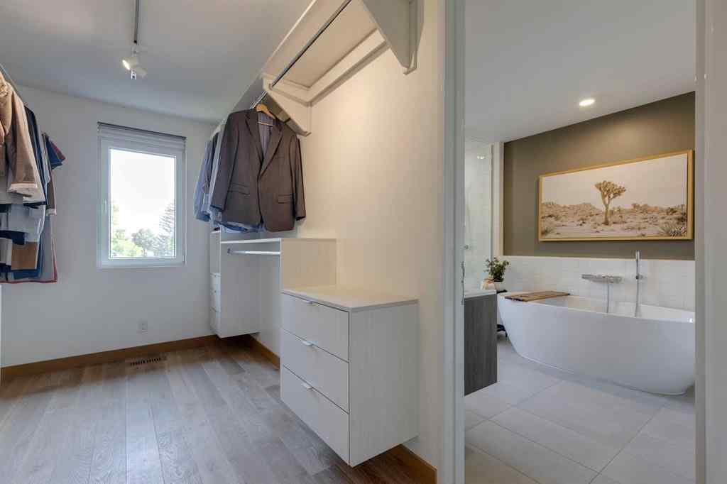 MLS® A2258675 - 924 36 Street NW in Parkdale Calgary, Residential