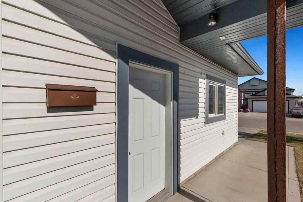 MLS® A2258680 - 15 Sierra Road  in NONE Olds, Residential