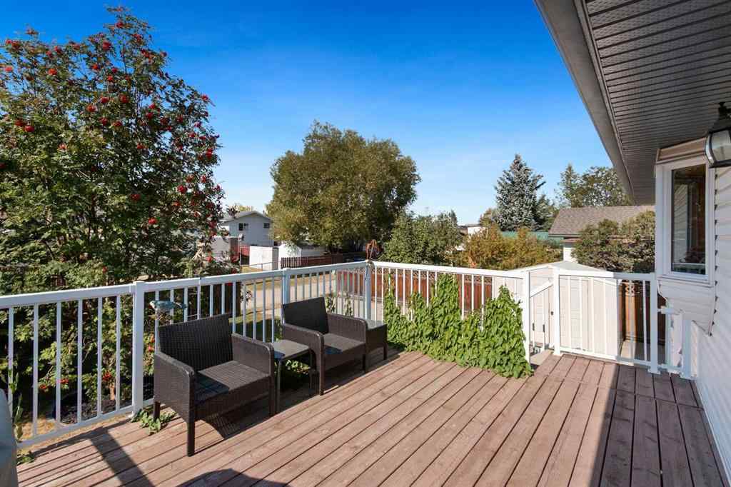 MLS® A2258680 - 15 Sierra Road  in NONE Olds, Residential