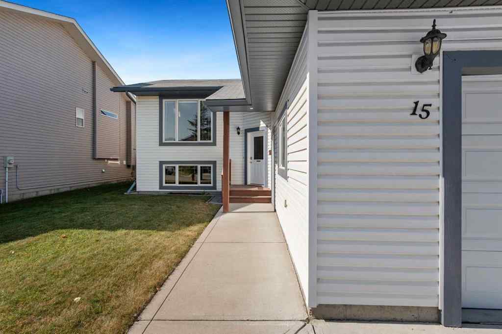 MLS® A2258680 - 15 Sierra Road  in NONE Olds, Residential